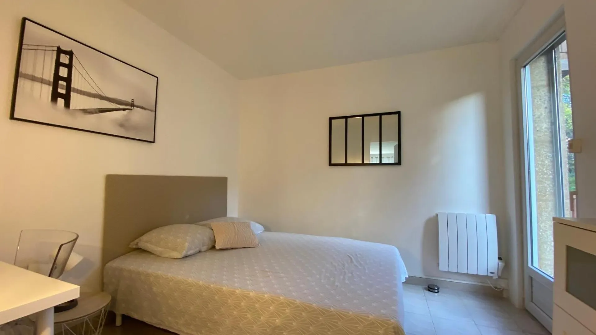 Appartement Verdi 1-Proche Centre Aix-en-Provence 0*,  France
